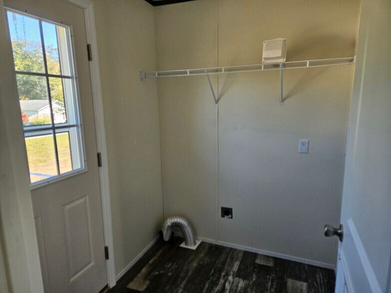 Building Photo - 14 Boulder Way