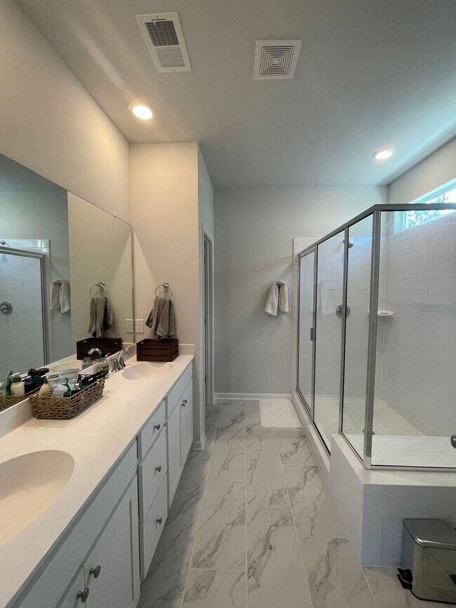 Building Photo - Spacious Johns Island Single Family Home