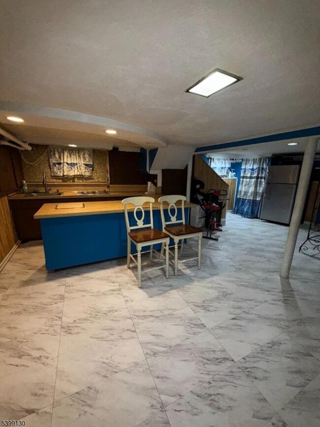 Building Photo - 137 N 17th St