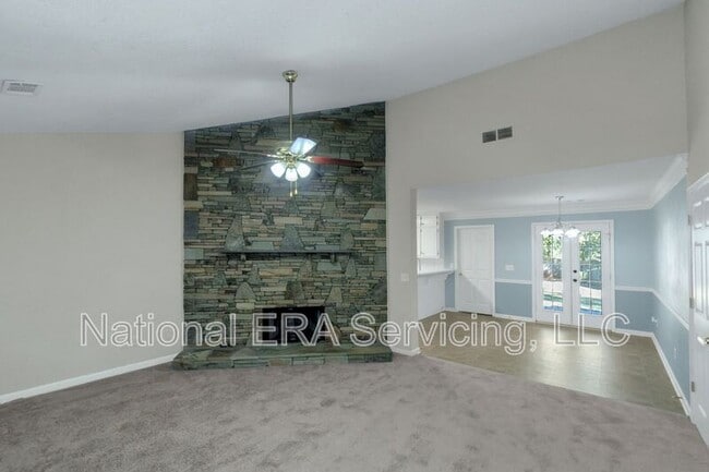 Building Photo - 30 Oaklake Ct