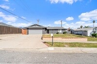 Building Photo - MOVE -IN READY! | Renovated | RV Parking | Pet Friendly | Highland, CA