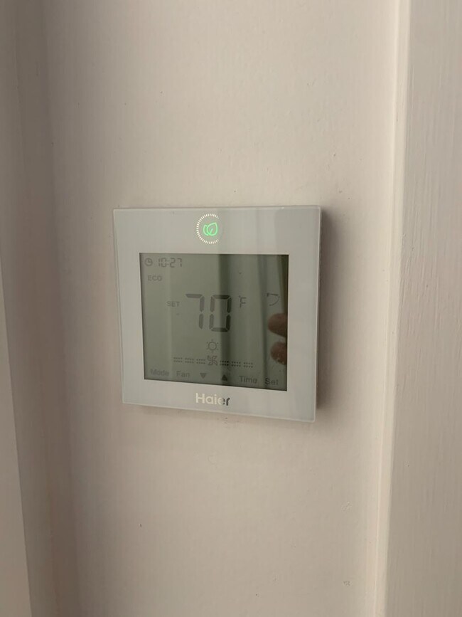 Building Photo - CHELSEA / BOSTON FULLY FURNISHED LUXURY STUDIO-- 1 MILE TO LOGAN!!