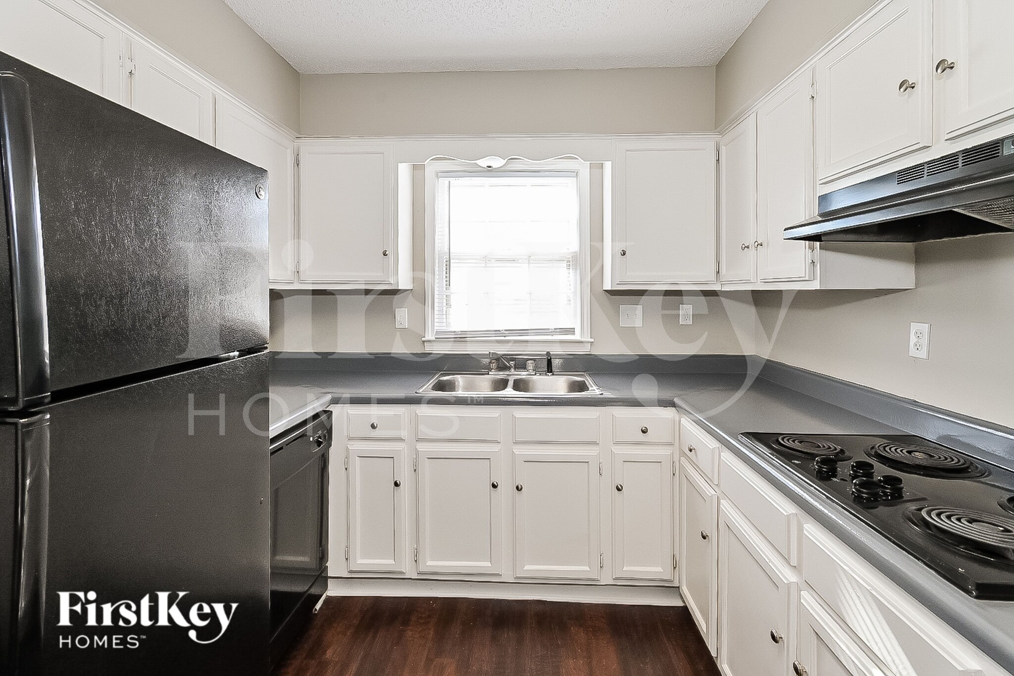 Building Photo - 6290 Ridge Manor Dr