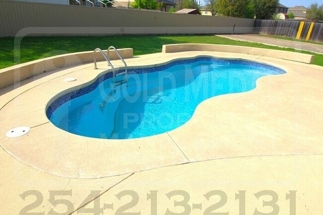 Building Photo - 505 Perseus Dr