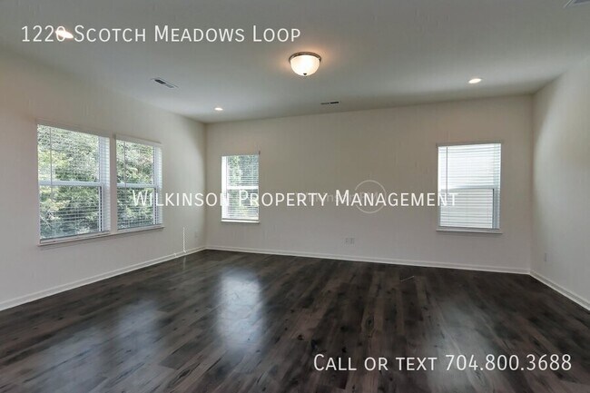 Building Photo - 1220 Scotch Meadows Loop