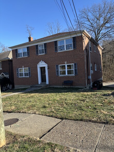 Building Photo - 1119 Amsterdam Rd