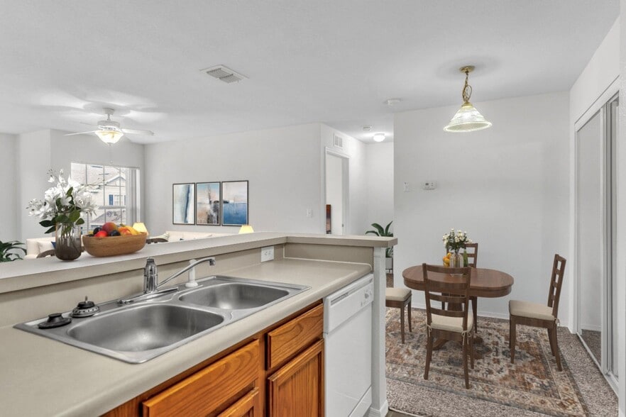 Kitchen and Dining Room - Lake Harris Cove