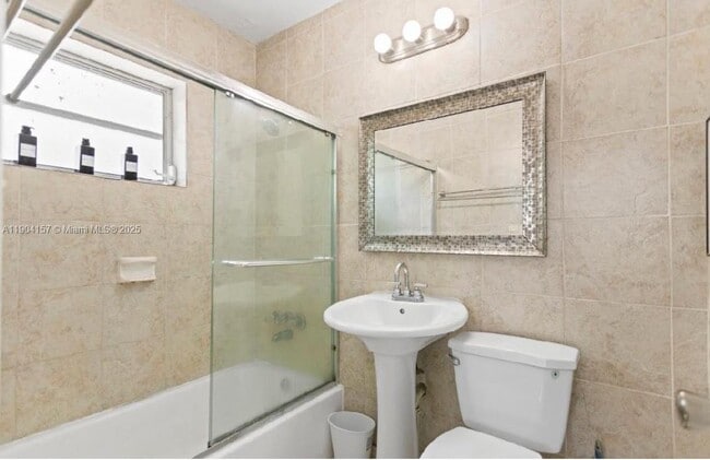 Building Photo - 18830 NW 7th Ave