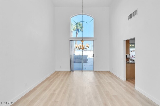 Building Photo - 3986 Windansea St