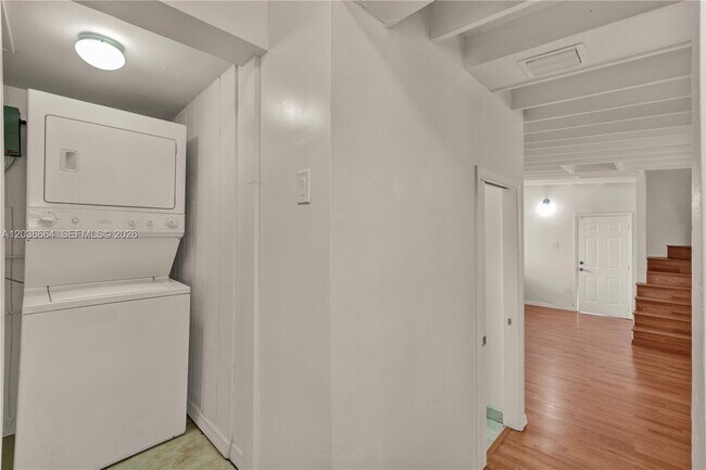 Building Photo - 2145 SW 7th St
