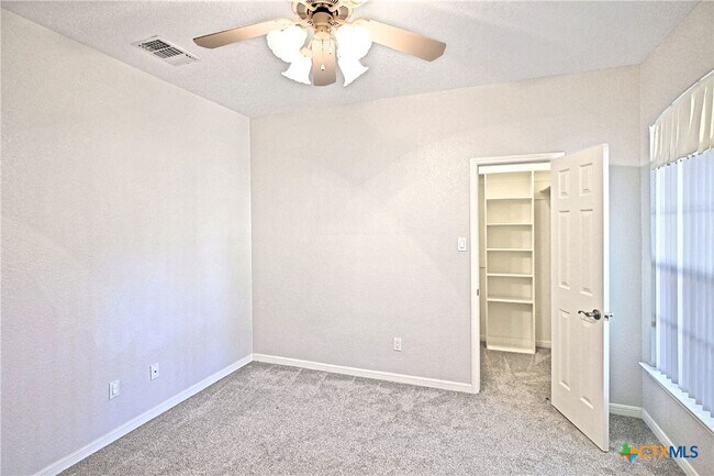 Building Photo - 2725 Diamond Trail