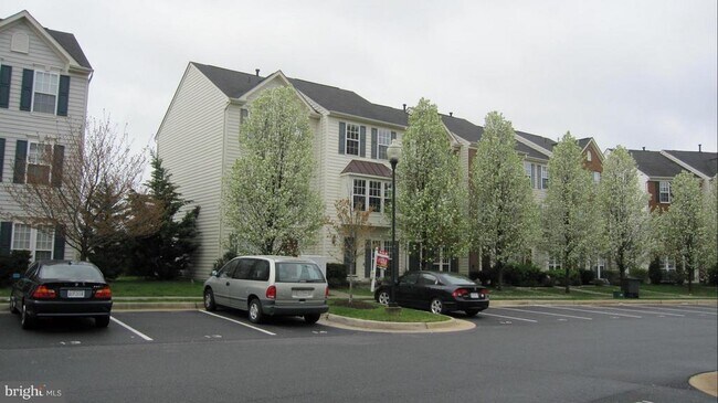 Building Photo - 44487 Potter Terrace