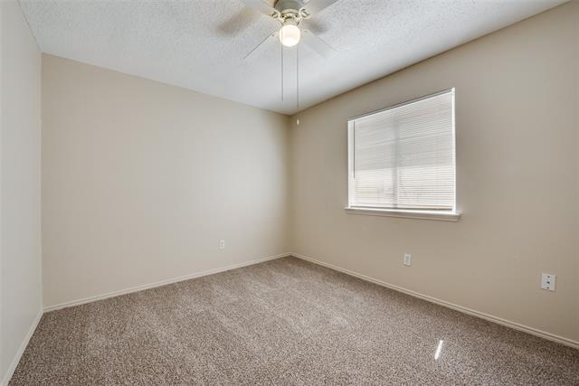 Building Photo - 1629 Thornhill Ln