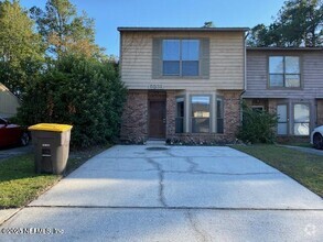Building Photo - 5532 Bennington Dr