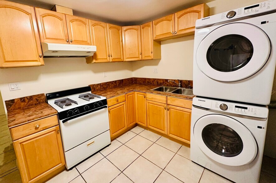 Building Photo - 4327 Clairemont Mesa Blvd