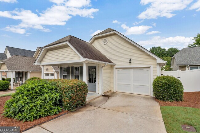 Building Photo - 196 Highland Falls Dr