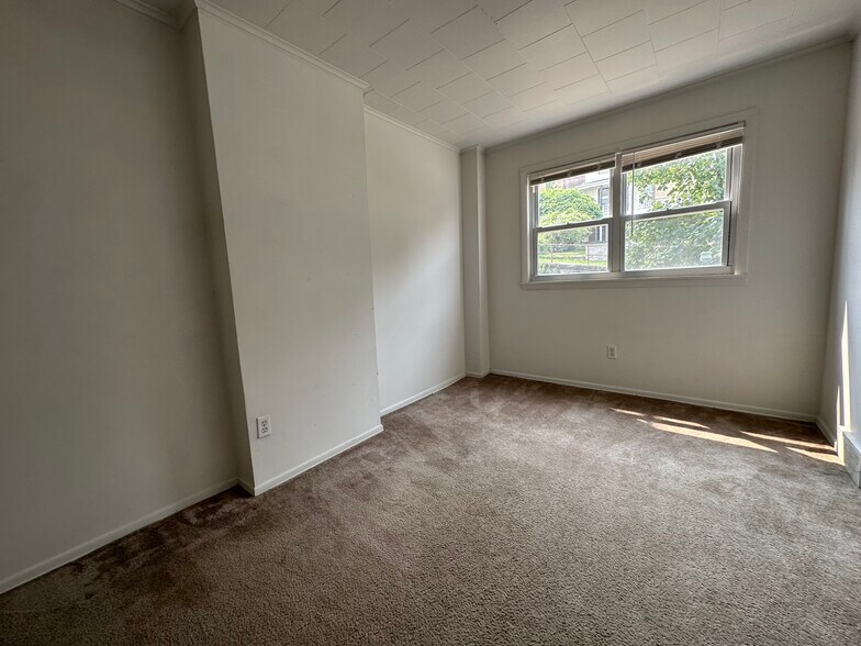 Building Photo - 3217 Brereton St