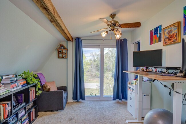 Building Photo - 373 Hile Ln