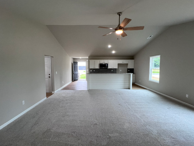 Building Photo - 26 Flatland Dr