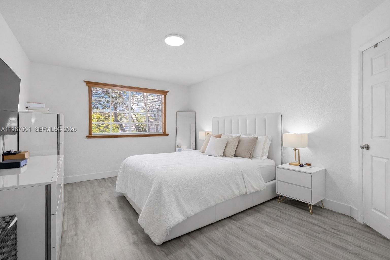 Building Photo - 5725 NW 114th Path