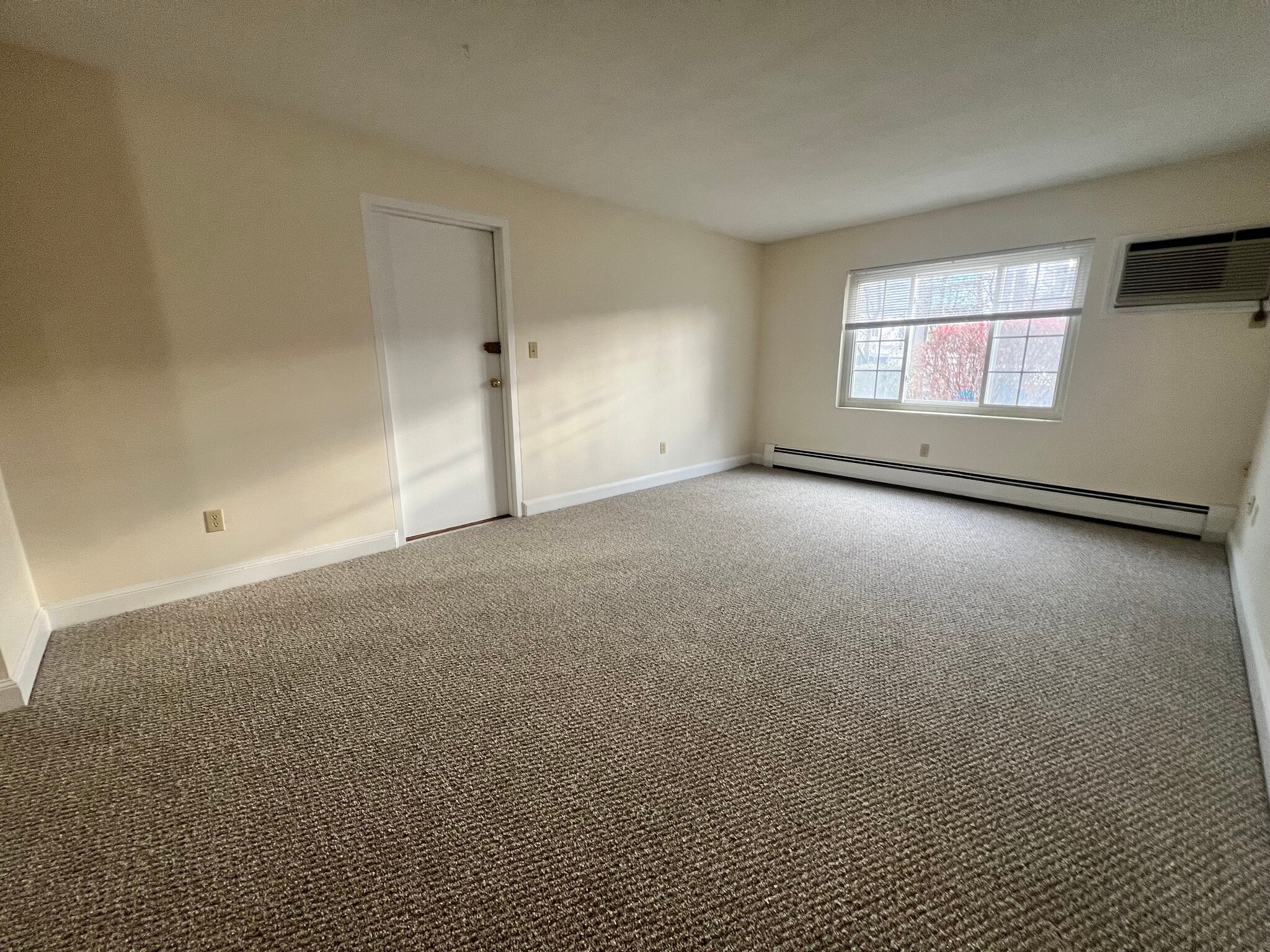 Building Photo - 339 Massachusetts Ave