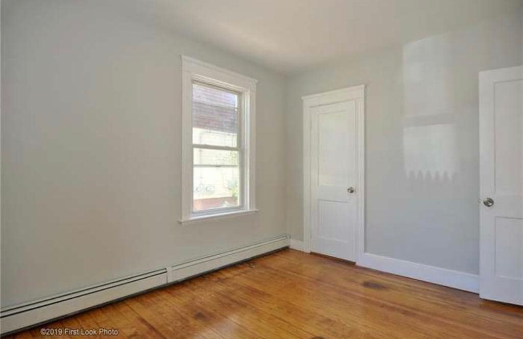 Building Photo - 179 Valley St