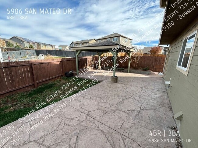 Building Photo - 5986 San Mateo Dr