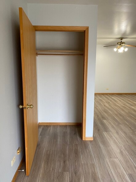 plenty of closets - 3121 S Harlem Ave