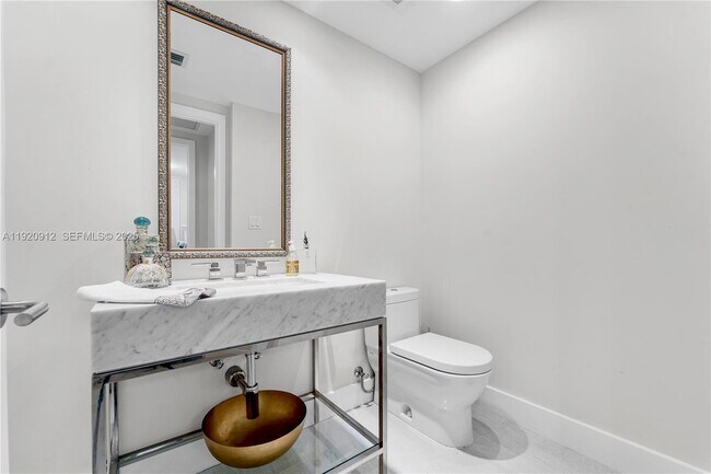 Building Photo - 1180 N Federal Hwy