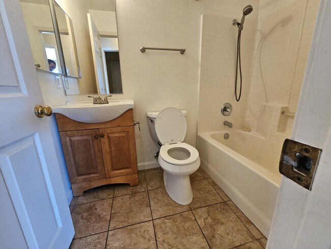 Building Photo - 5400 Sugar Pine Dr