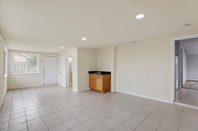 Building Photo - 5741 39th St