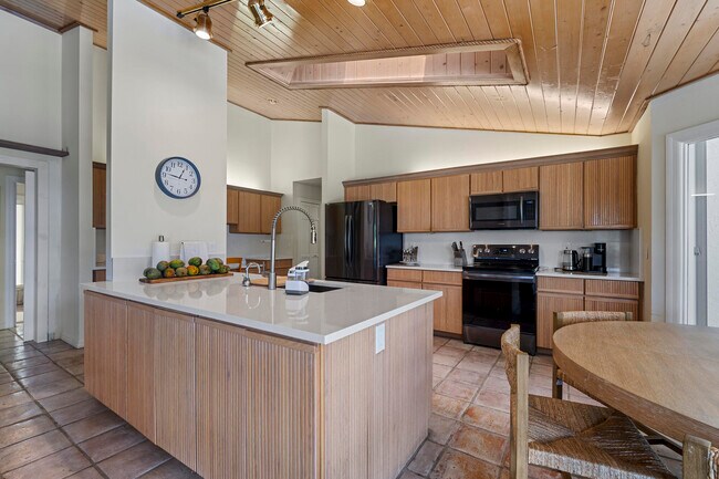 Building Photo - 10252 Shireoaks Ln