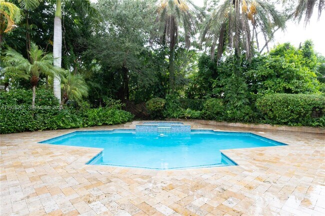 Building Photo - 7440 SW 170th Terrace