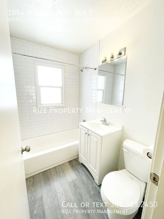 Building Photo - 1054 W 1520 N