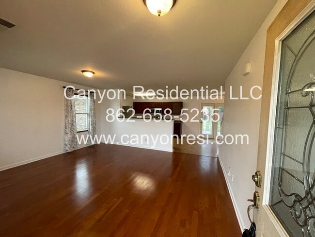 Building Photo - 177 Sagebrook Dr