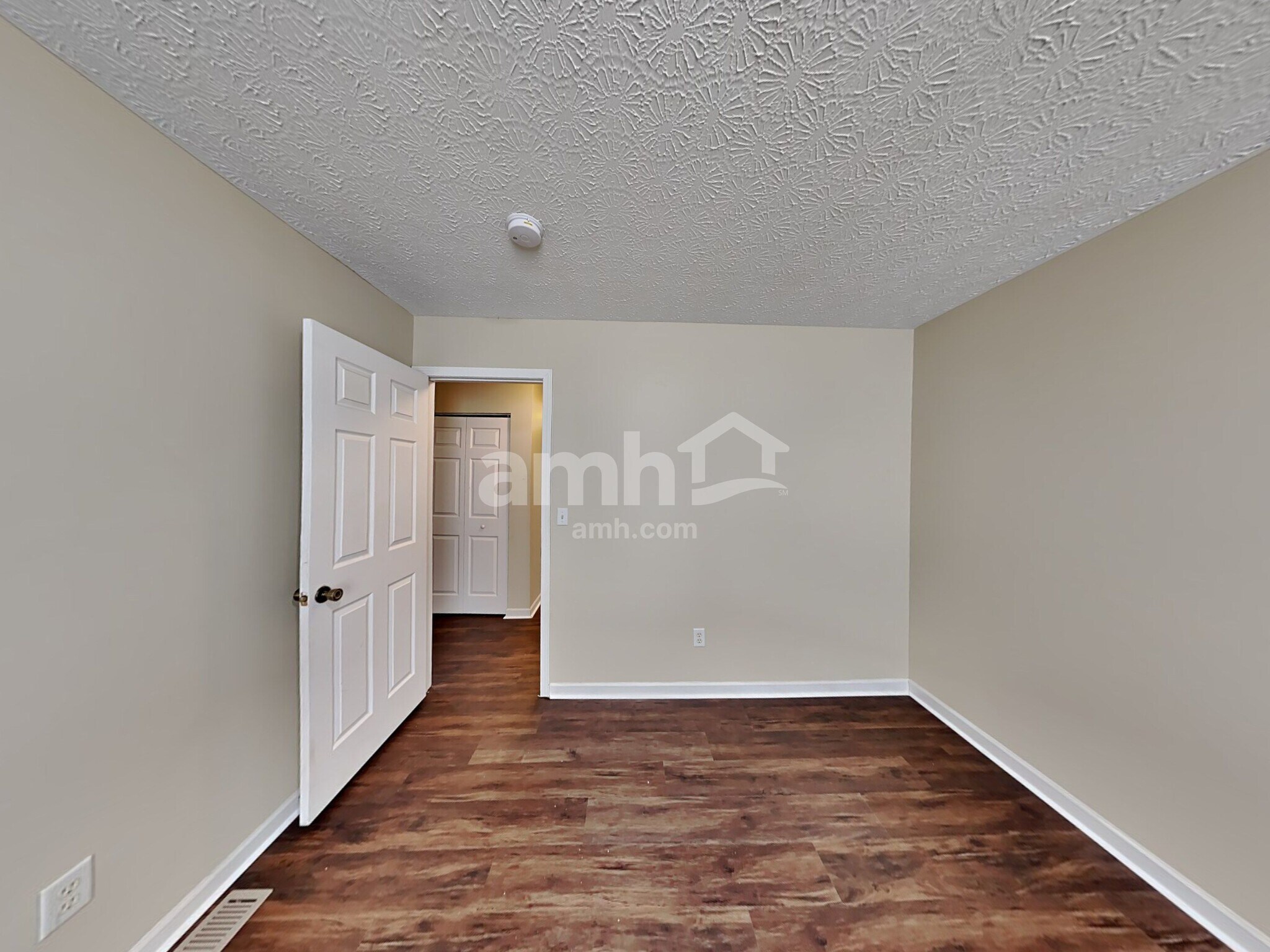 Building Photo - 8588 Greylag Ct