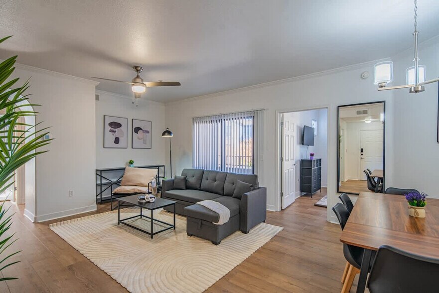 Building Photo - 7455 N 95th Ave