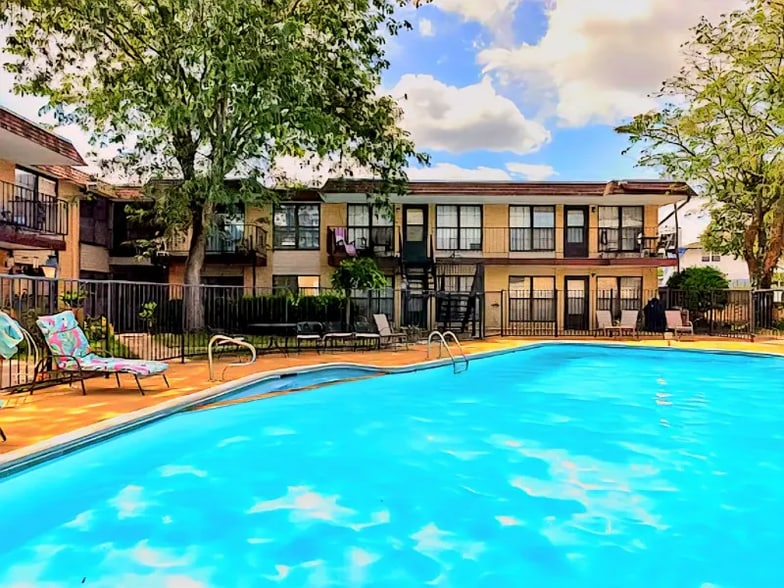 Building Photo - 3032 SW Lydia Ave