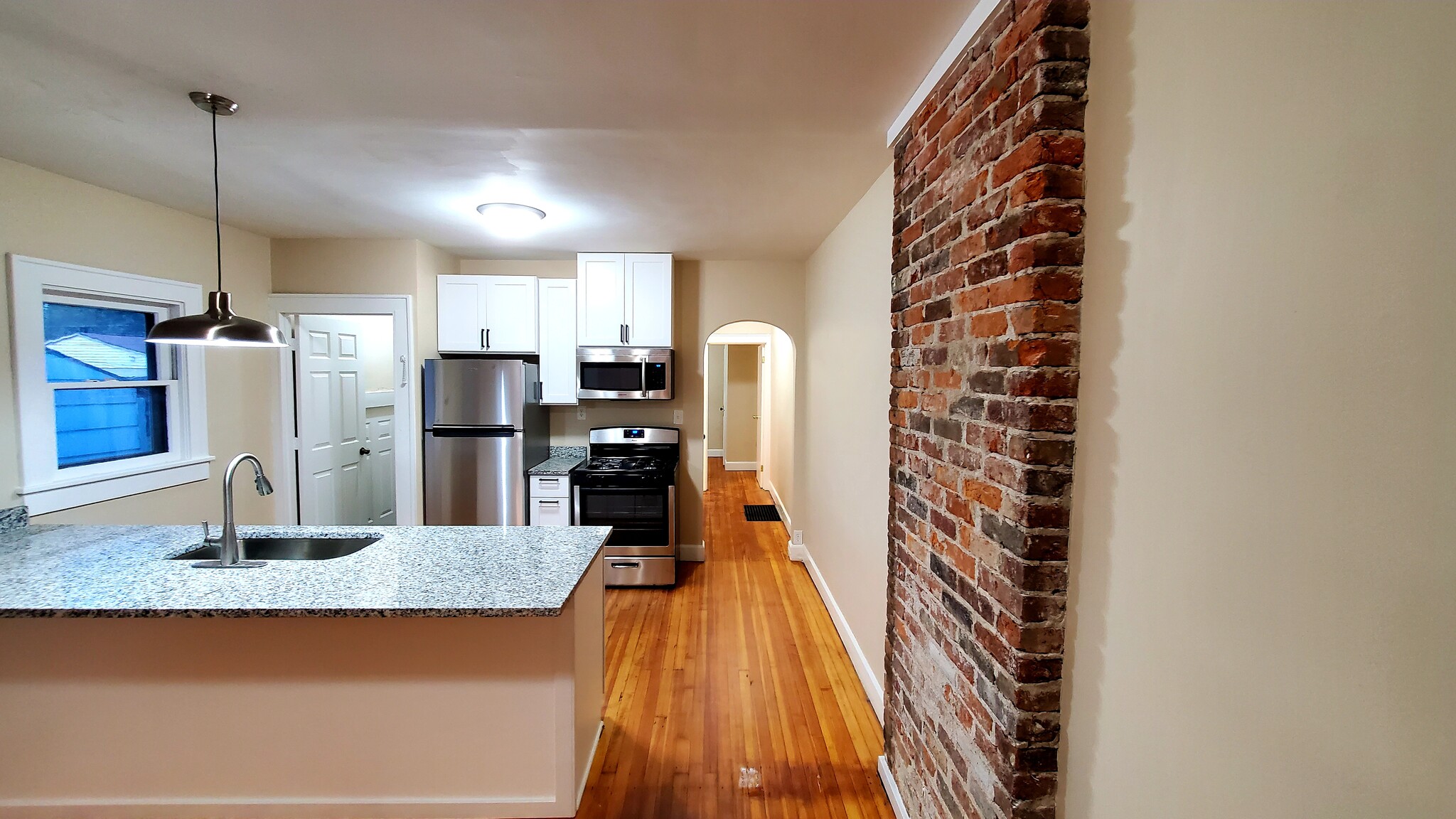 Building Photo - 1825 S East St