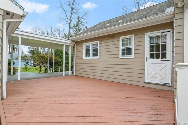 Building Photo - 501 Lambert Rd