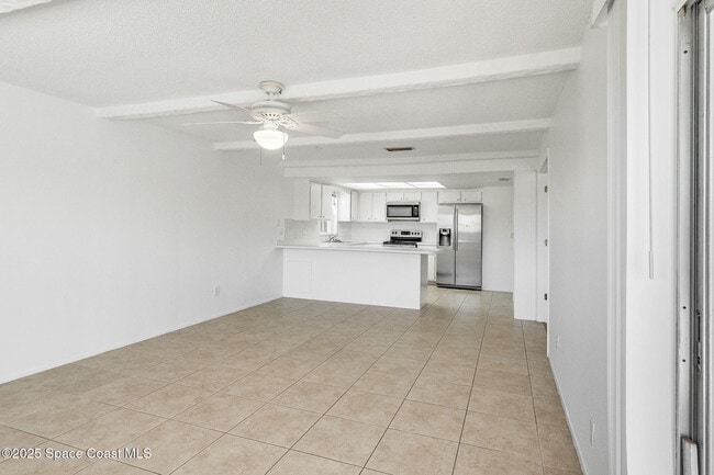 Building Photo - 443 Port Royal Blvd