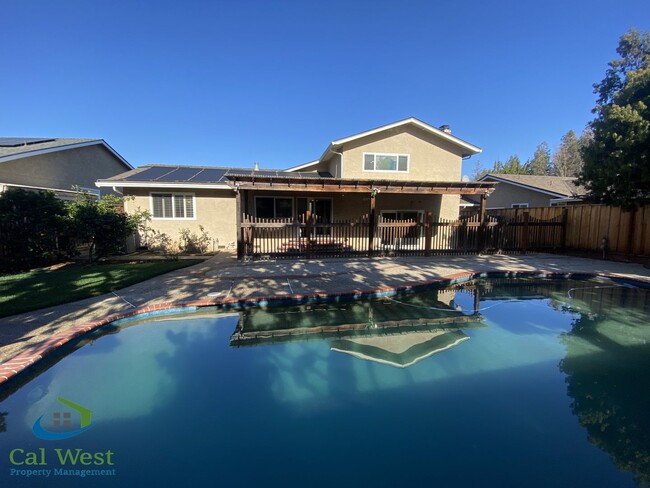 Building Photo - $4795 - 2 Story 4 Bed/2.5 Bath Almaden Hom...