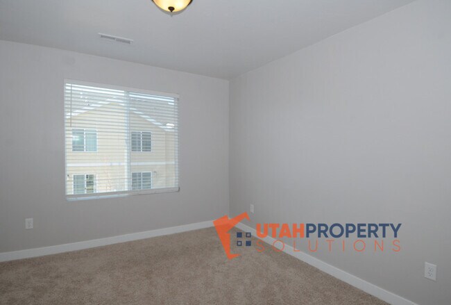 Building Photo - 577 S Windsong Ln