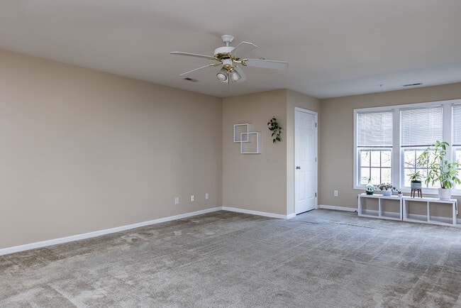 Building Photo - 1801 Trailwood Heights Ln