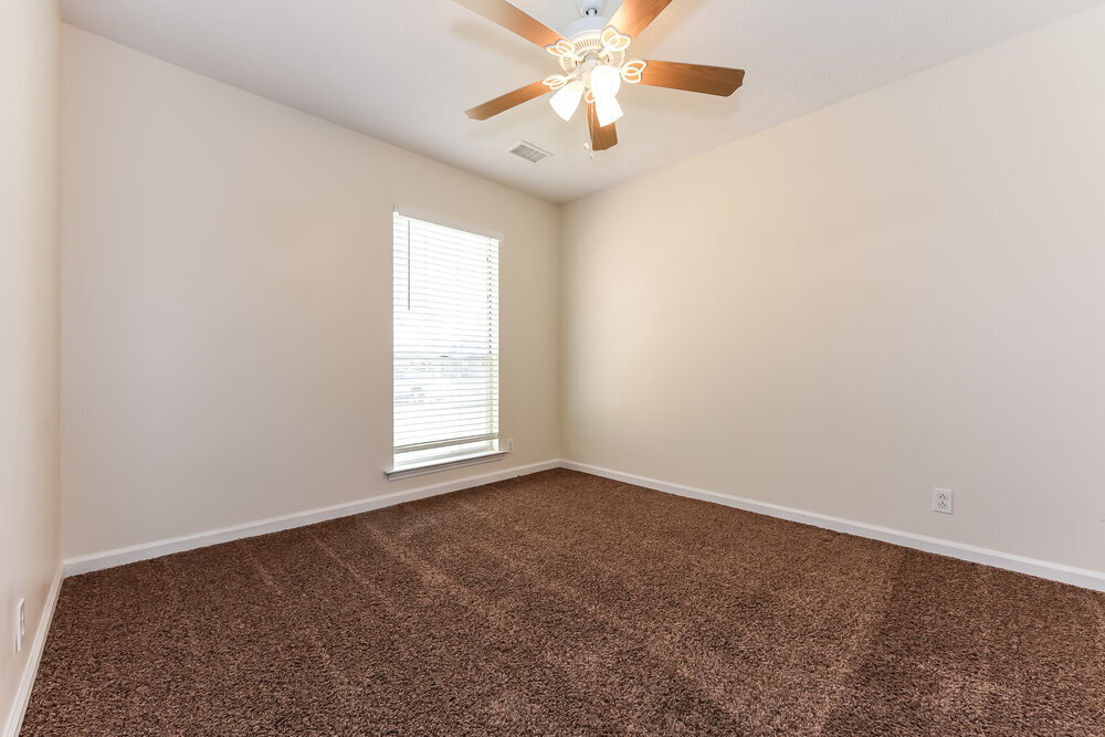 Building Photo - 104 Carolina Ct