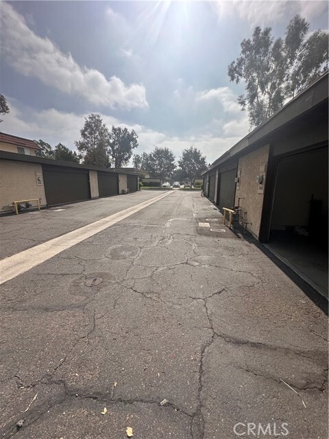 Building Photo - 1440 N Weeping Willow Ln