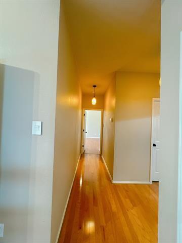 Building Photo - 2204 Starleaf Pl