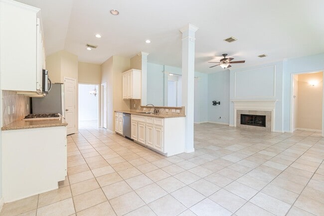 Building Photo - 14718 Arbor Trace Ln