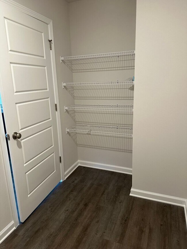 Building Photo - Rivers Landing Subdivision 3 bedroom 2 Bat...