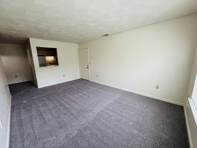 Building Photo - 1110 Calhoun St
